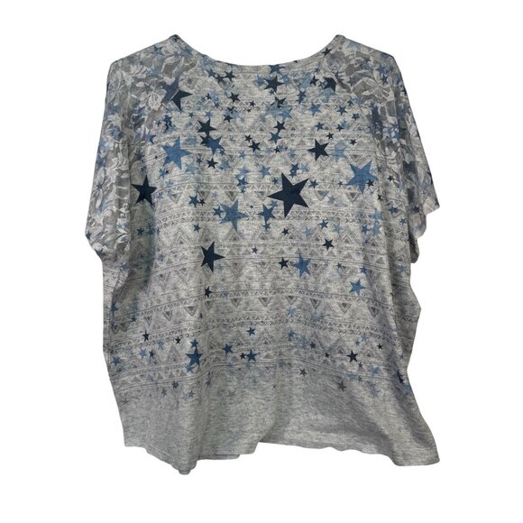 Vocal Size 3X Star-Patterned Gray & Blue Top With Sheer Lace Sleeves - Picture 5 of 6
